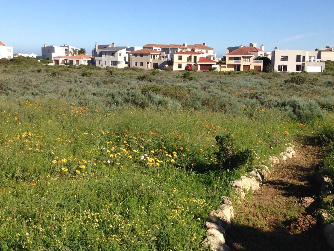 Perfect 10 - 10 To 13 Sleeper Luxury Holiday Home Breakage Deposit Of R2500 Per Weekend Lease Langebaan Eksteriør bilde
