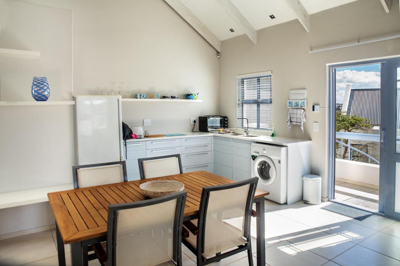 Perfect 10 - 10 To 13 Sleeper Luxury Holiday Home Breakage Deposit Of R2500 Per Weekend Lease Langebaan Eksteriør bilde